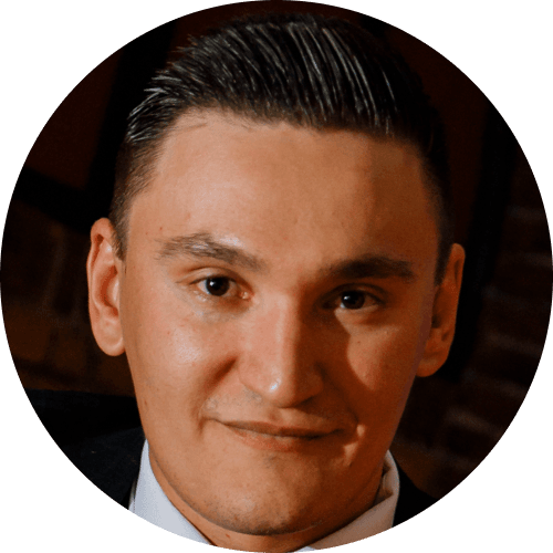 Денис Овчинников